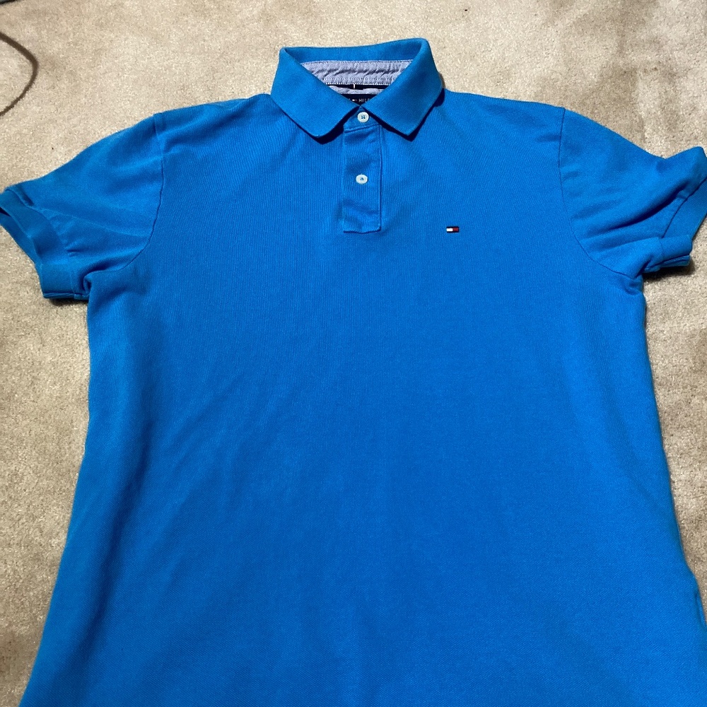 Tommy Hilfiger custom fit blue polo shirt size M men’s